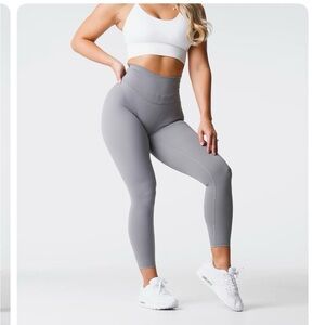 NVGTN signature leggings